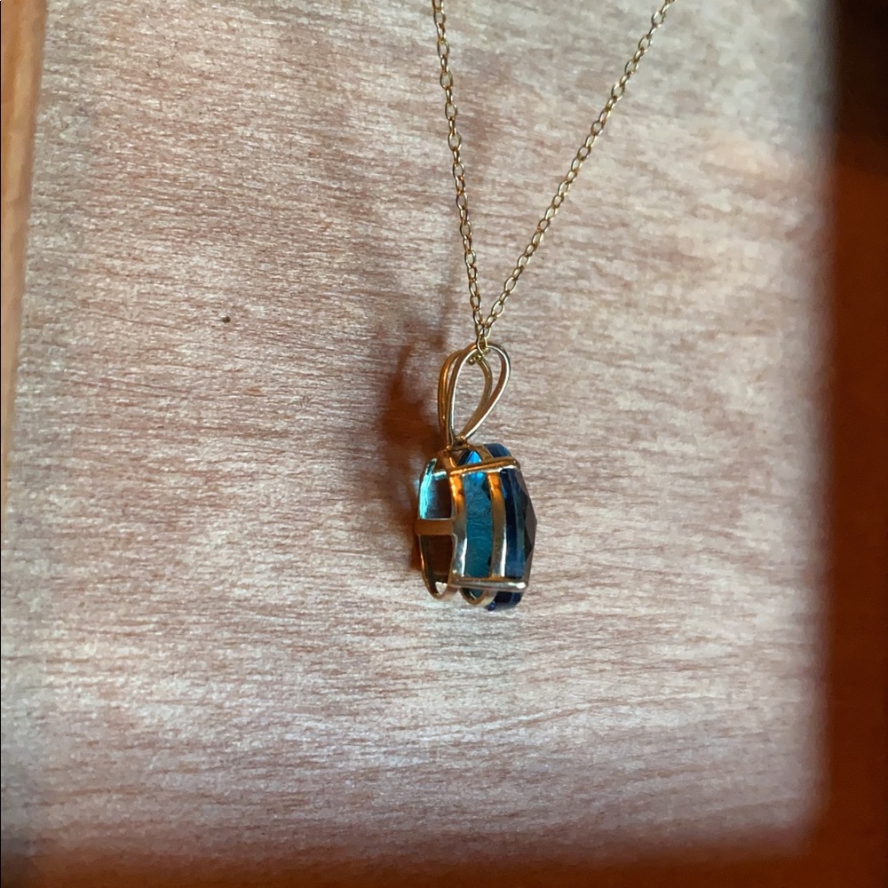 SOLD!!! Solid 14k gold Pendant Rose Cut Blue